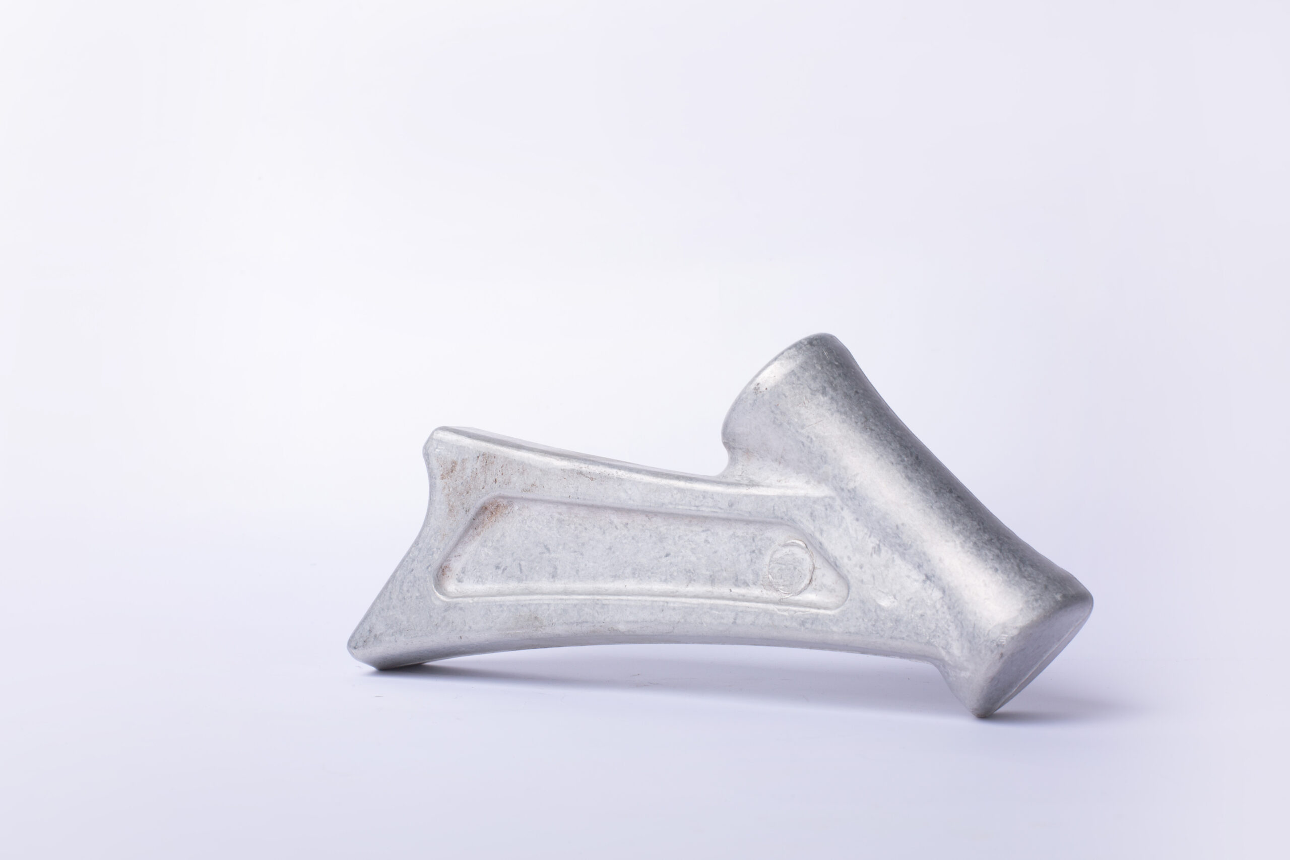 What are the most common applications of aluminum ring forgings?